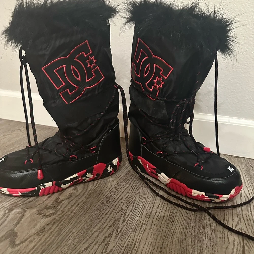 DC | Shoes | Dc Black And Pink Winter Boots With Cozy Fur  display picture 1